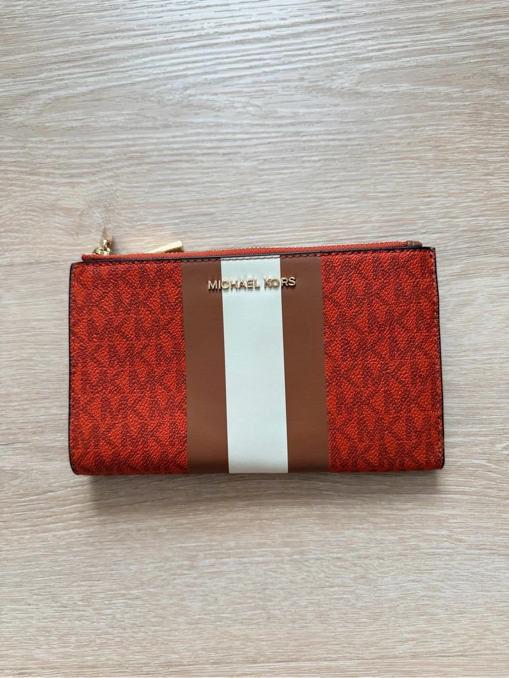NWOT Michael Kors Adele Double Zip Smartphone Wallet Logo Stripe Red Brown